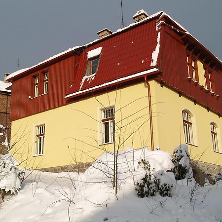U Nas Lägenhet Smržovka Exteriör bild