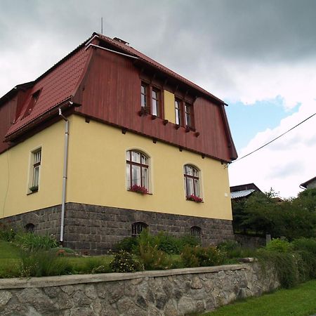 U Nas Lägenhet Smržovka Exteriör bild