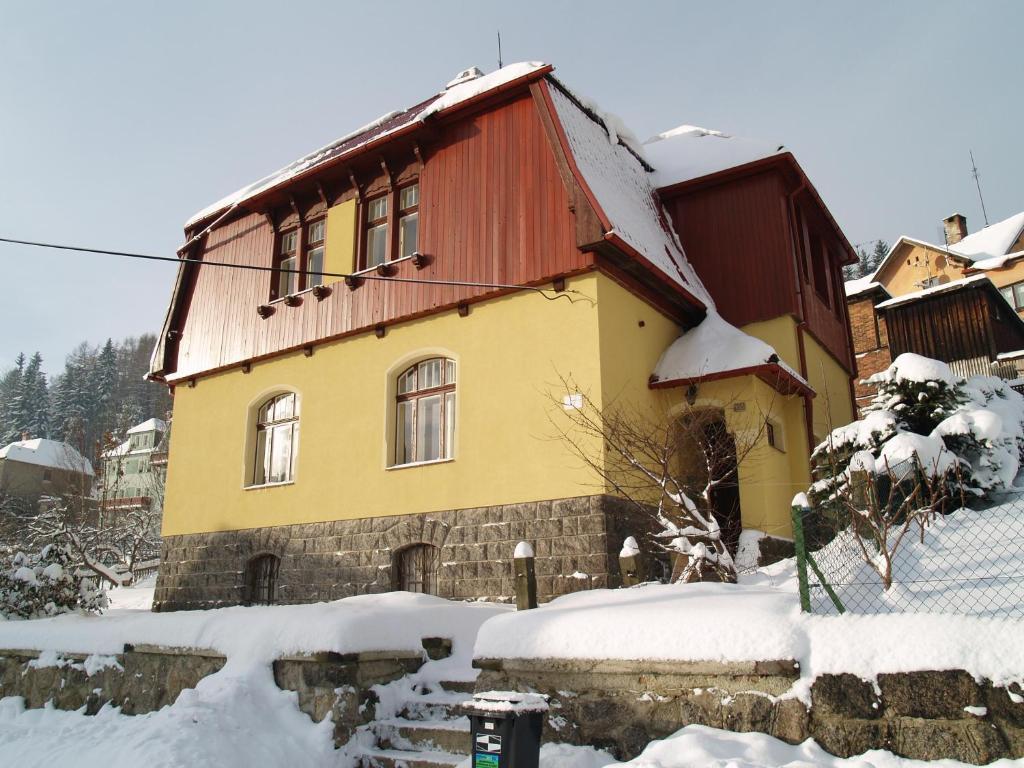 U Nas Lägenhet Smržovka Exteriör bild