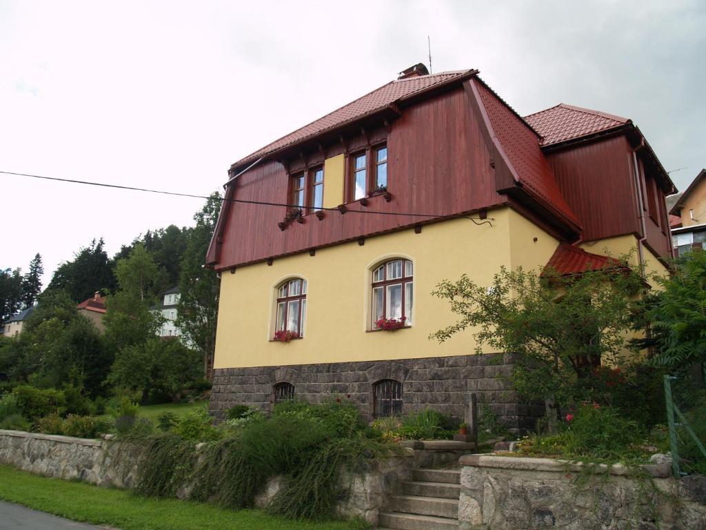 U Nas Lägenhet Smržovka Exteriör bild